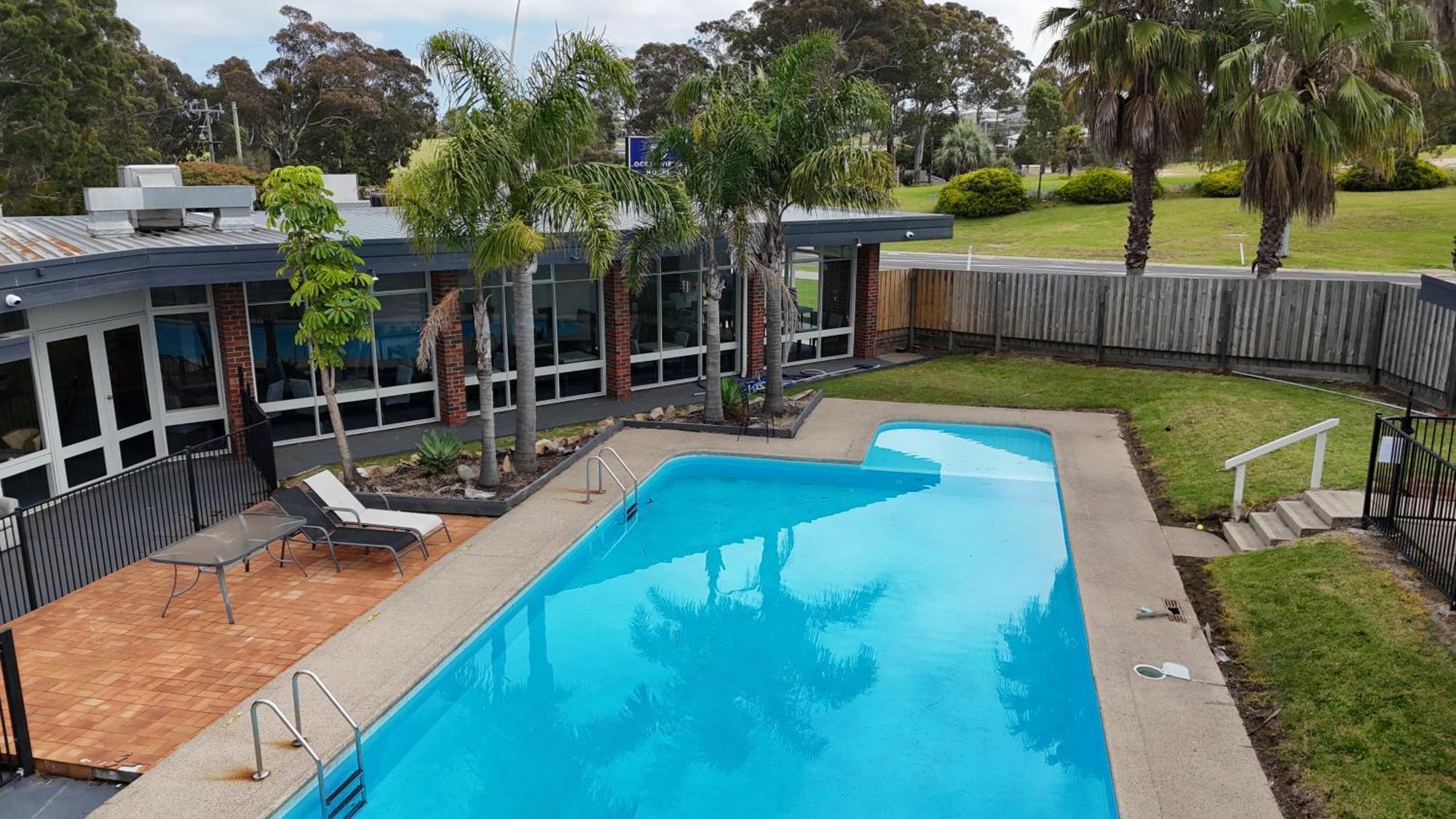 Ocean Views Motel Lakes Entrance Buitenkant foto