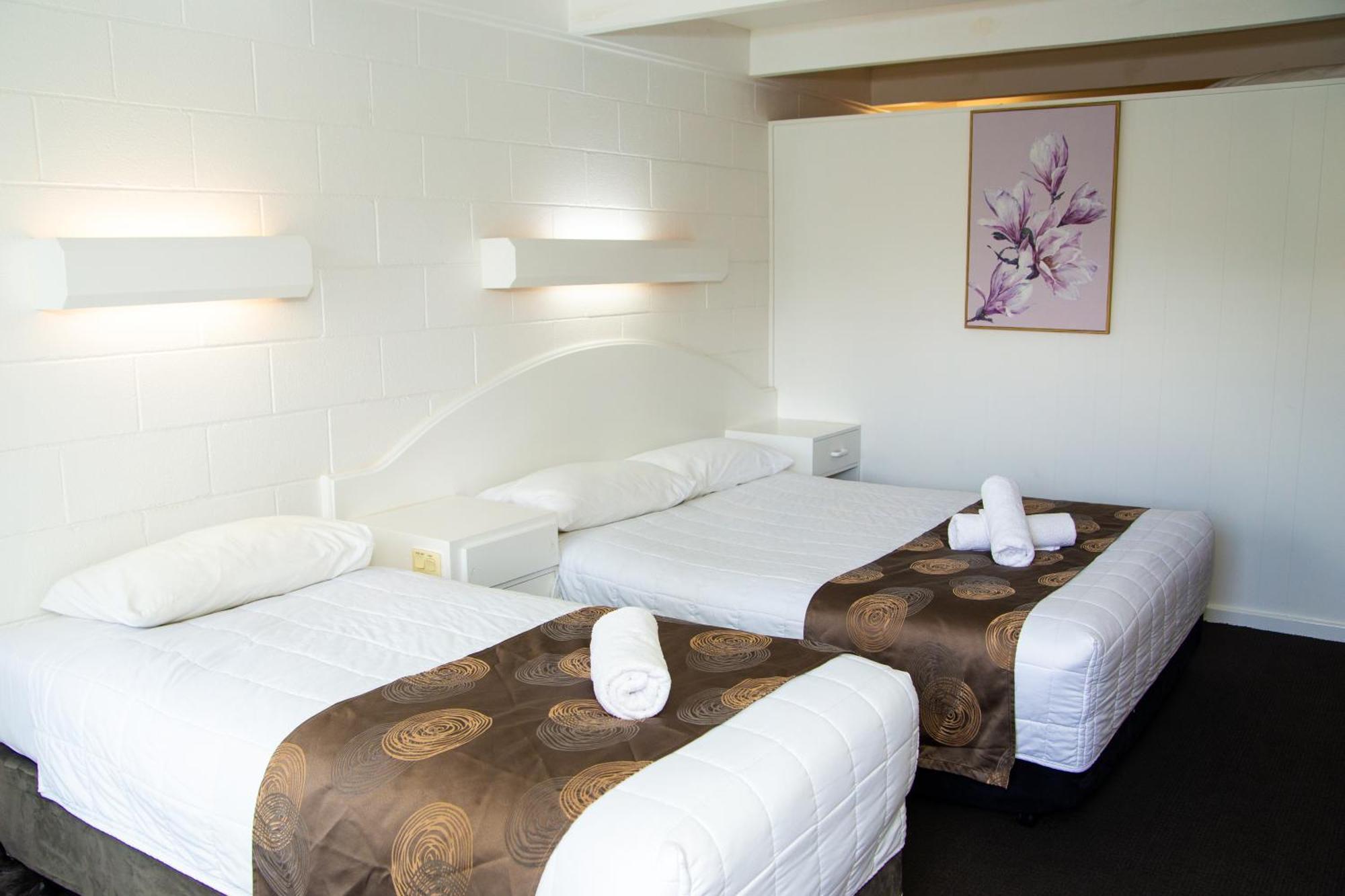 Ocean Views Motel Lakes Entrance Buitenkant foto