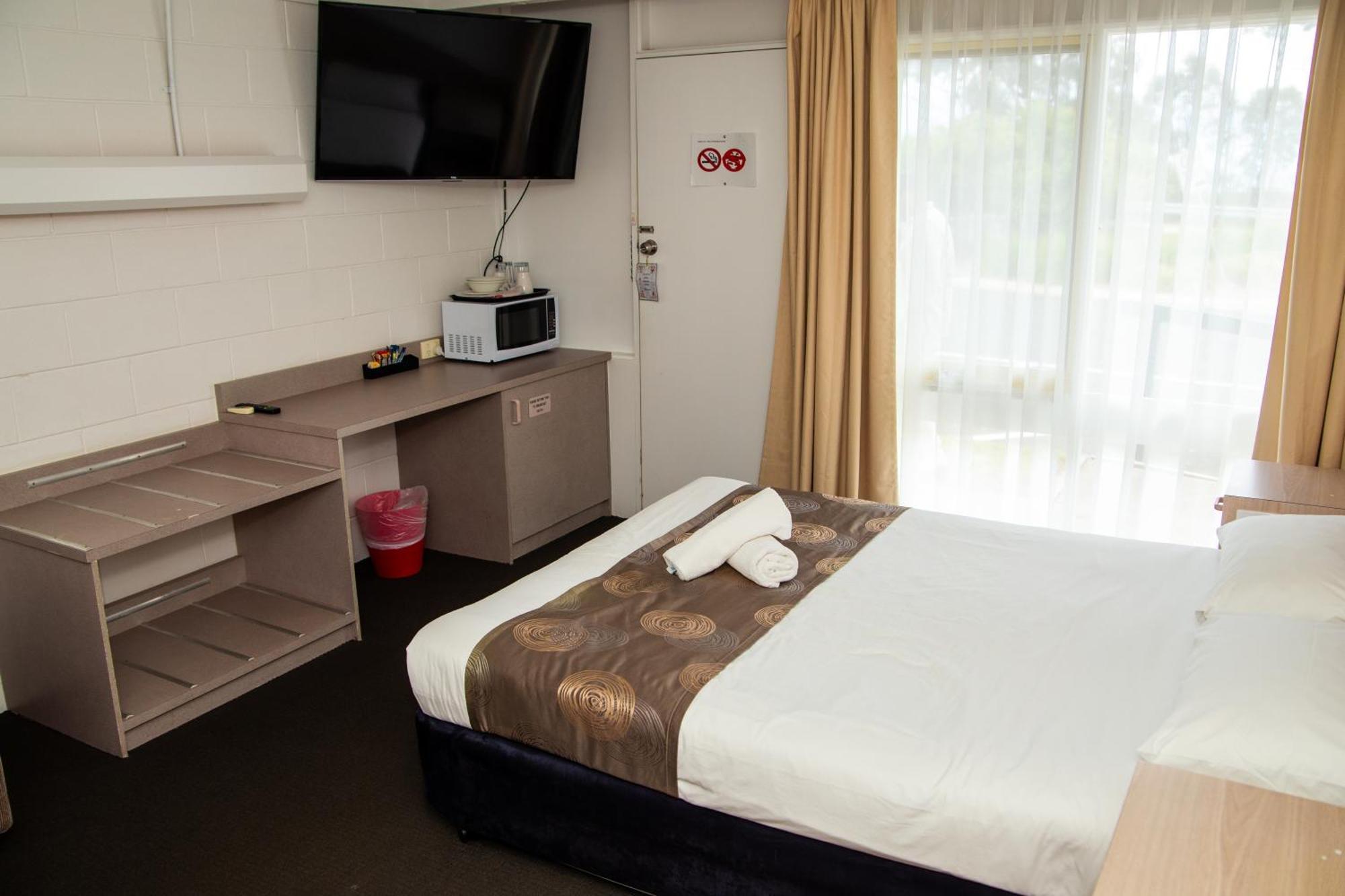 Ocean Views Motel Lakes Entrance Buitenkant foto