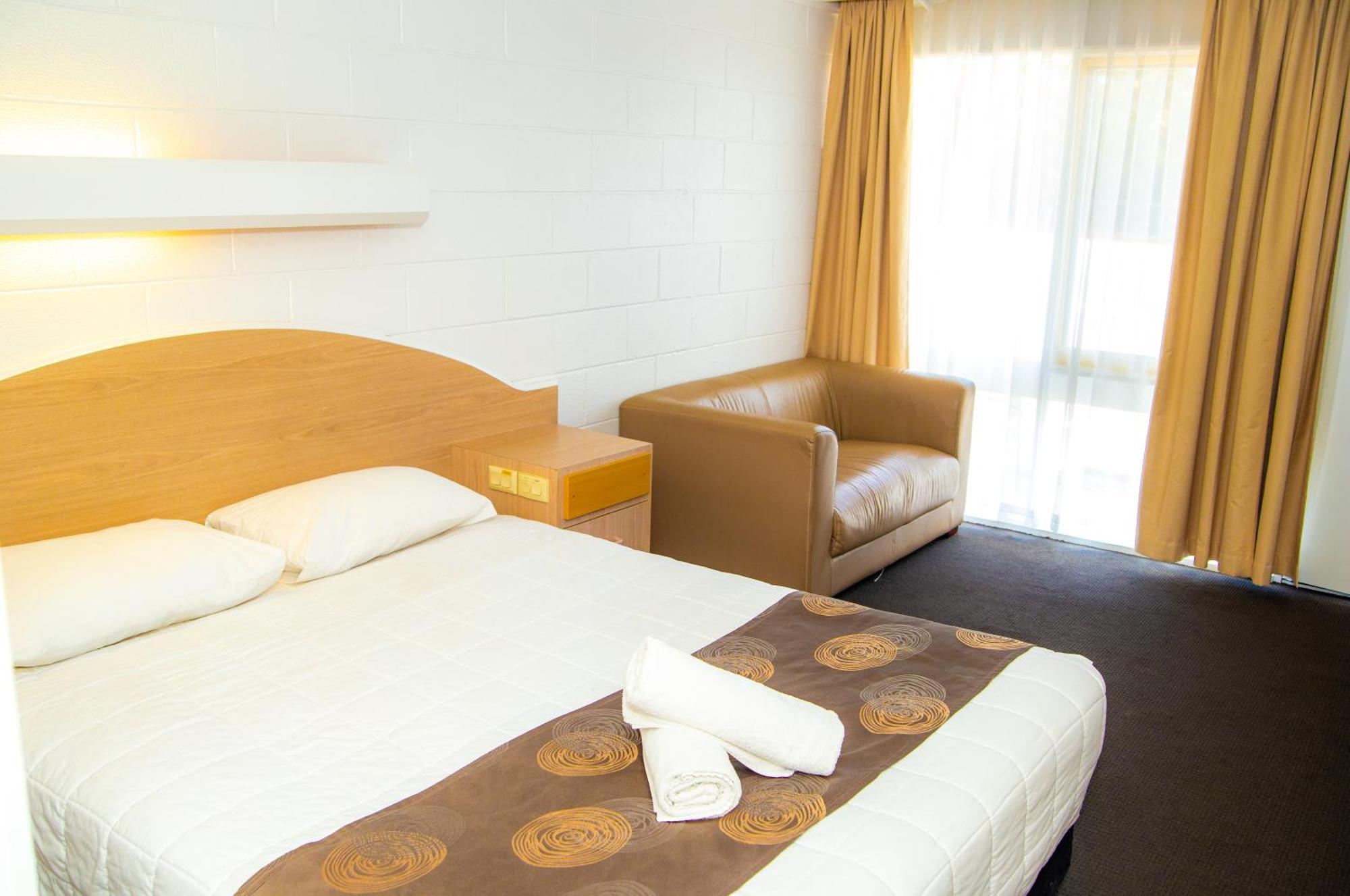 Ocean Views Motel Lakes Entrance Buitenkant foto